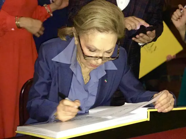 شهبانو فرح پهلوی