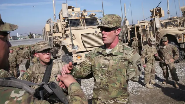 Un soldado estadounidense al que le amputaron un brazo.