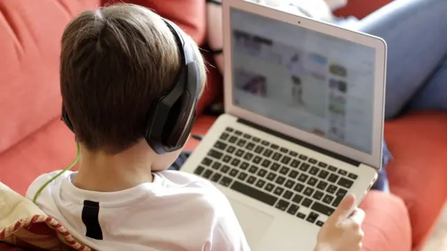 کودکان و اینترنت