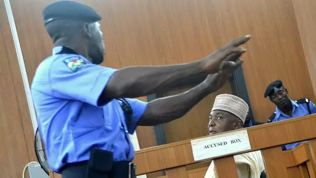 Saraki bụ onyeisi ndị Sịnetị nke mbụ enyere iwu ka akpọchịe