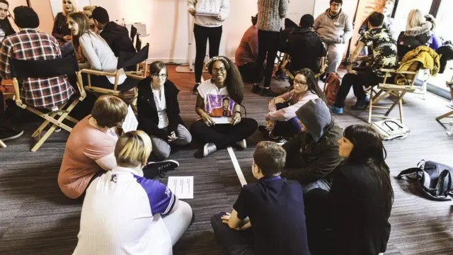 شباب بريطانيون