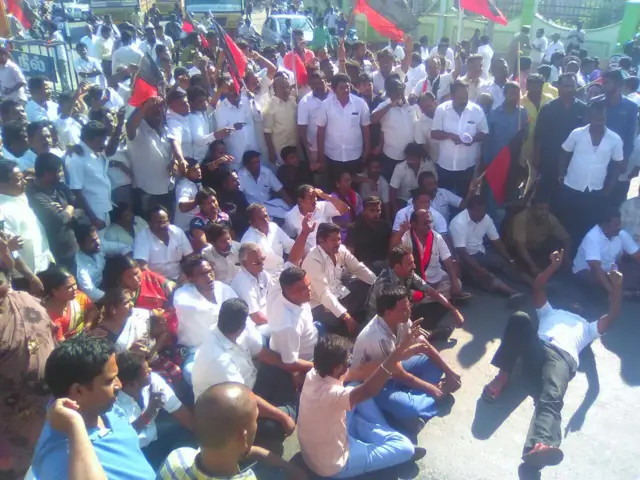 ஆாப்பாட்டம்