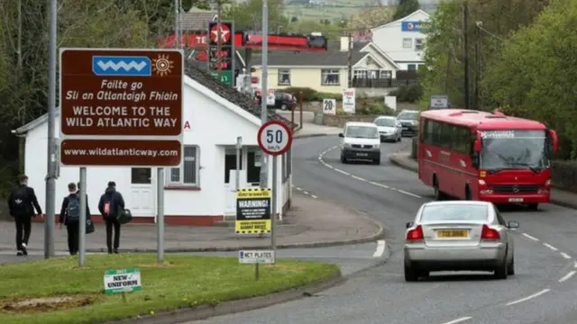 Britaniya ilə İrlandiya arasında sərhəd