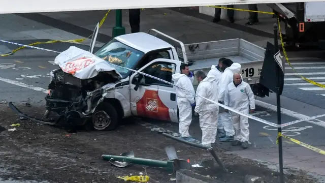 Furgoneta usada en el atropello múltiple de Manhattan