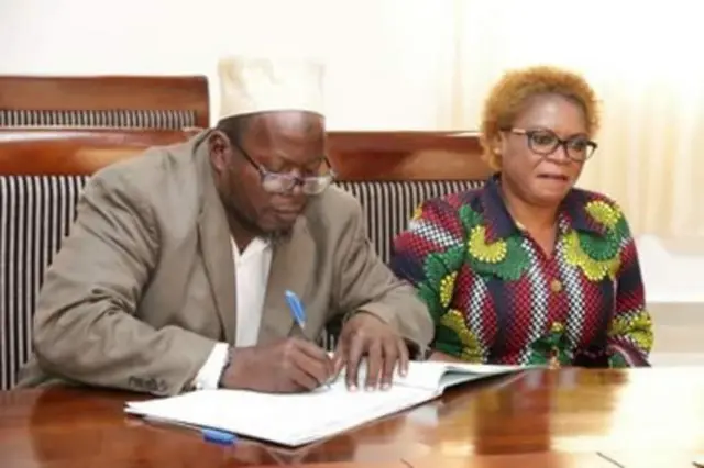 Tume ya Taifa ya Uchaguzi imewateuwa wagombea wa kiti cha Rais na Makamu wa Rais kwa tiketi ya Demokrasia Makini, Bi. Cecilia Augustiono Mwanga na Tabu Mussa Juma.