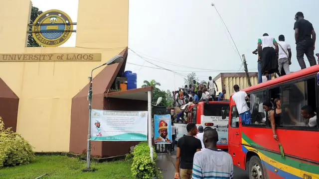 Universidad de Lagos, 2012