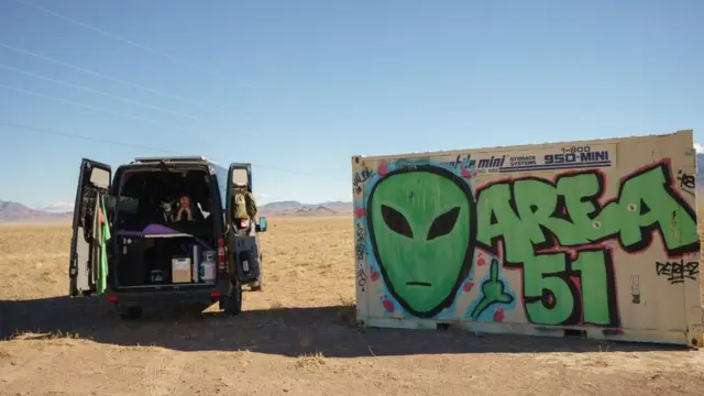 နီဗားဒါး သဲကန္တရထဲက ဧရိယာ ၅၁