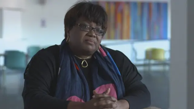 Uzo Iwobi waa haweenay dowladda kala talisa arrimaha dadka madoow iyo daryeelkooda