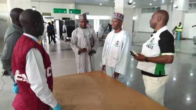 Àwòrán bí àwọn Alalaaji àkọkọ Hajj 2018 ṣé n gbéra labuja