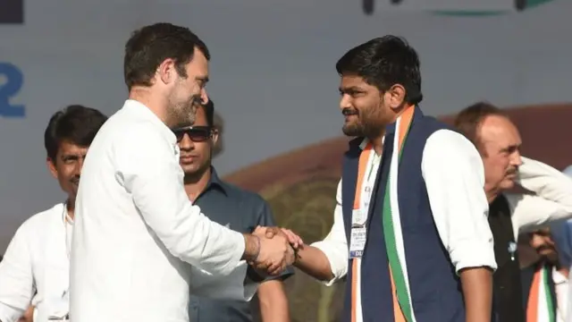 રાહુલ ગાંધીએ હાર્દિક પટેલને પાર્ટીમાં જ રહેવા સંદેશો પાઠવ્યો