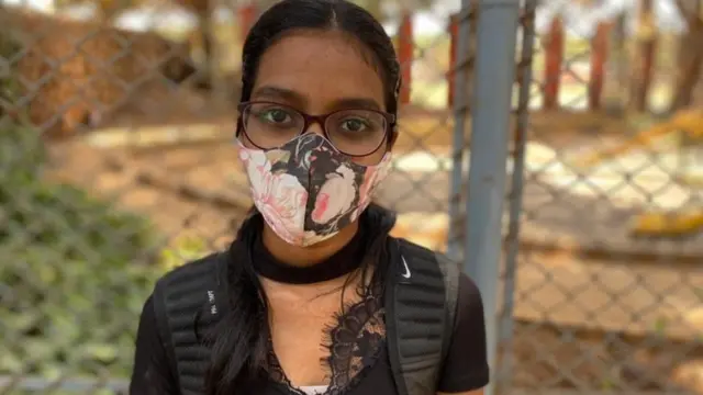 सलोनी कांबळे, बारावी विद्यार्थिनी