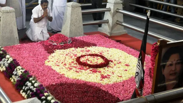 எடப்பாடி பழனிசாமி