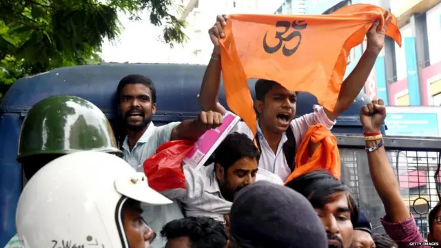 ਹਿੰਦੂ ਧਰਮ ਤੇ ਬੁੱਧ ਧਰਮ ਵਿਚਾਲੇ ਵੀ ਟਕਰਾਅ ਰਿਹਾ ਹੈ