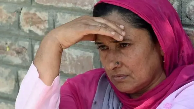 காஷ்மீரில் சட்டப்பிரிவு 370 நீக்கப்பட்டது: மனிதாபிமானமும் நீக்கப்படவேண்டுமா?