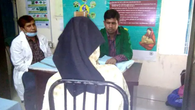 රෝහින්ග්‍යා අනාථයන් වෙනුවෙන් පැවැත්වෙන සායනයක්