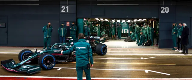 آستون مارتین پس از شصت سال به مسابقات فرمول یک برگشته است