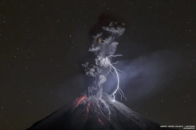 कोलिमा वोल्कैनो ज्वालामुखी