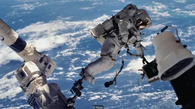 इंटरनेशनल स्पेस स्टेशन