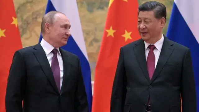 চীনা প্রেসিডেন্ট শি জিনপিংয়ের সাথে প্রেসিডেন্ট পুতিন।