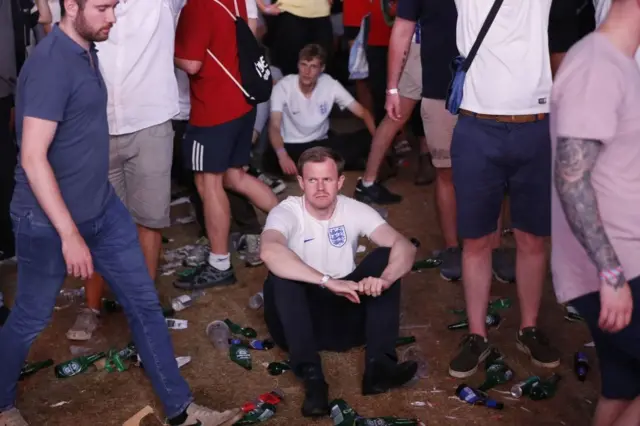 warga London menangis