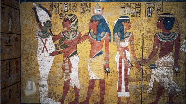 Tutankhamun fi Ka, Osiris fuulduratti suuraa agarsiisu awwaalcha Tutankhamun keessaa kan argame