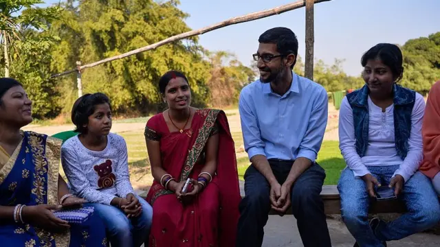 Sundar Pichai na Índia, ao ladojogar online na loteria federalmulheres e criança,jogar online na loteria federal2017