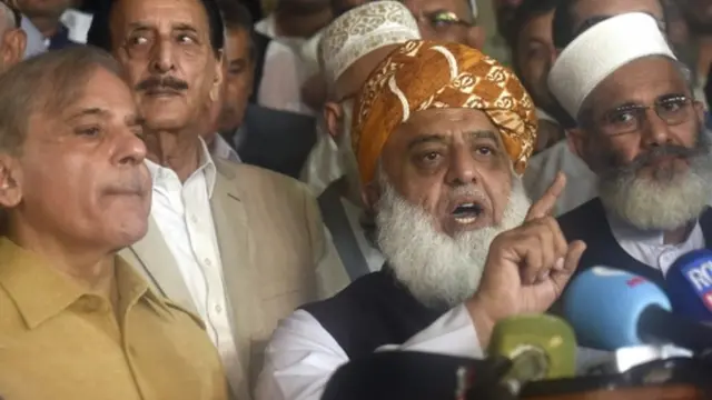 पीटीआई के विरोधी दलों के नेता