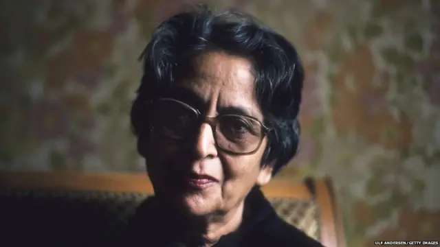 ਜਾਣਕਾਰਾਂ ਮੁਤਾਬਕ ਅੰਮ੍ਰਿਤਾ ਪ੍ਰੀਤਮ ਕਦੇ ਆਪਣੇ ਅਸੂਲਾਂ ਤੋਂ ਨਹੀਂ ਹਿੱਲਦੇ ਸਨ