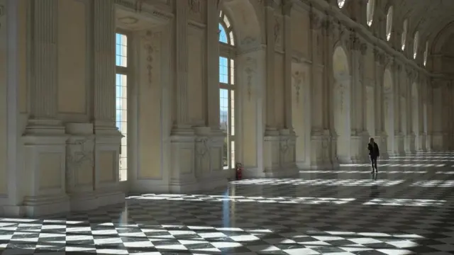 Велика галерея Палацу Венарія