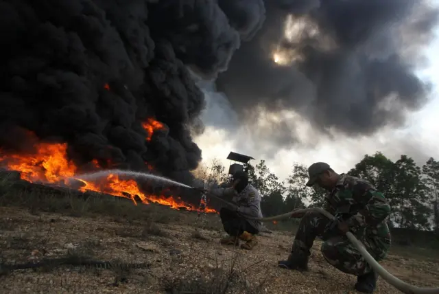 Kebakaran pipa pertamina