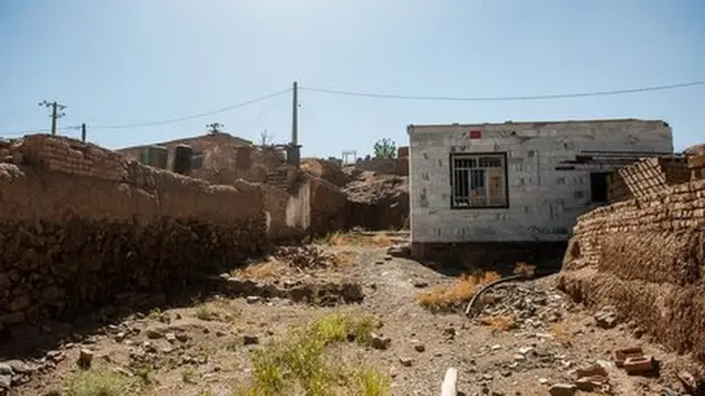 روستا خالی از سکنه