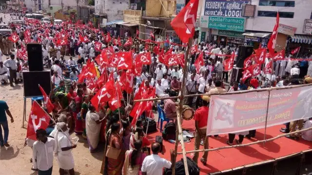 8 வழி சாலைக்கு எதிராக நடை பயணம் செல்ல தடை: கம்யூனிஸ்ட் கட்சியினர் நள்ளிரவில் கைது