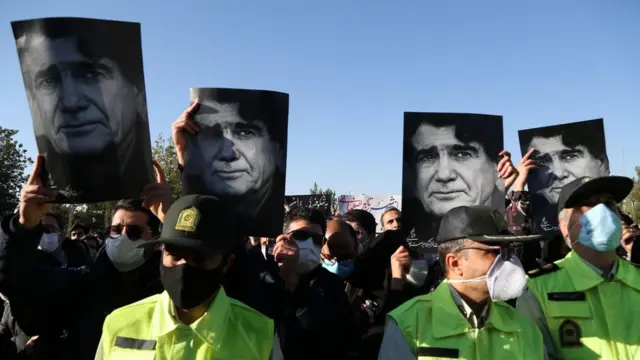 نیروهای پلیس مراقب مراسم بودند