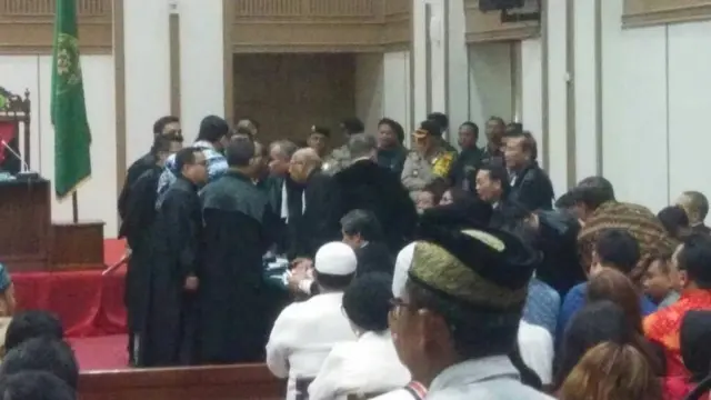 sidang ahok