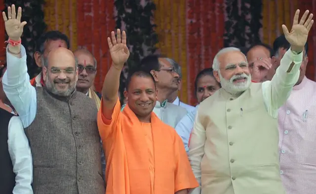 અમિત શાહ, નરેન્દ્ર મોદી, ઉત્તર પ્રદેશના મુખ્યમંત્રી આદિત્યનાથ યોગી