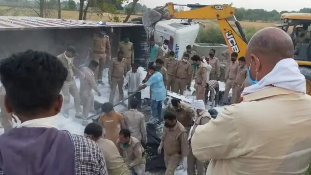 उत्तर प्रदेश, औरैया, सड़का हादसा