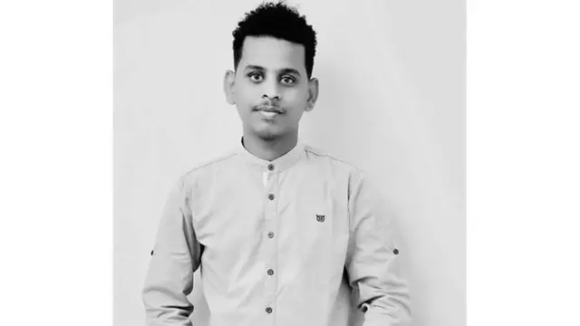 ገጣሚ ውቅያኖስ ጉዕሽ