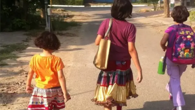 குழந்தை வளர்ப்பு