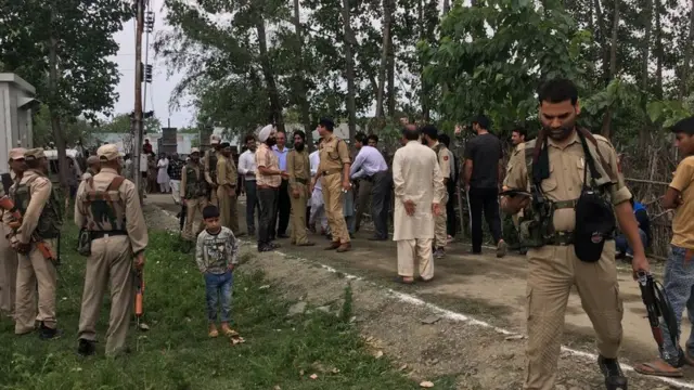 పోలీసులు