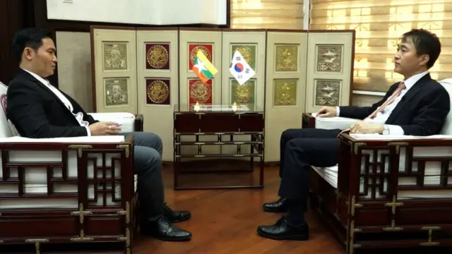 သံအမတ် မစ္စတာ လီဆန်းဟွာ (ယာ) နဲ့ ဘီဘီစီမြန်မာပိုင်းတွေ့ဆုံမေးမြန်းခန်း