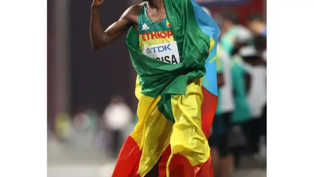 Leellisaan yeroo gammachuu isaa ibsu