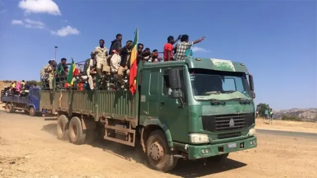 ዴሞክራስያዊ ምንቅስቓስ ህዝቢ ትግራይ (ዴምህት) ሓደ ካብቶም ዕጥቆም ፈቲሖም ናብ ኢትዮጵያ እንትኣትዉ