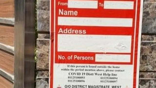 ਘਰਾਂ ਵਿੱਚ ਕੁਆਰੰਟੀਨ ਕੀਤੇ ਲੋਕਾਂ ਨੂੰ ਅੰਦਰ ਰੱਖਣ ਲਈ ਉਨ੍ਹਾਂ ਦੇ ਘਰਾਂ ਦੇ ਬਾਹਰ ਪੋਸਟਰ ਲਾਏ ਗਏ