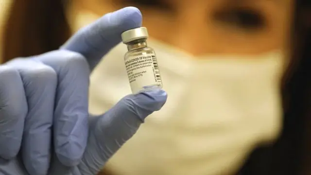 वैक्सीन