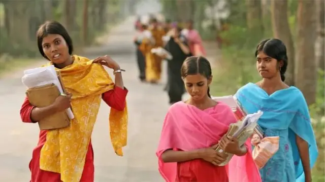 শিক্ষার্থীরা