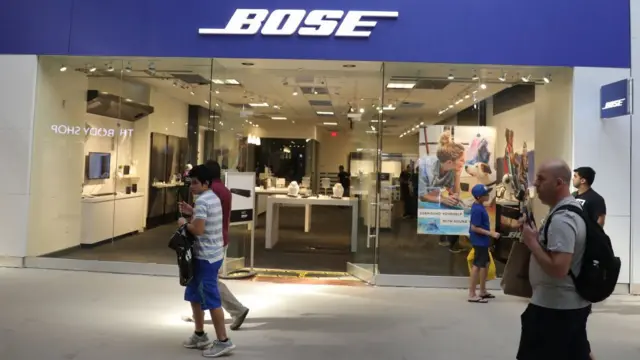 Tienda física Bose.
