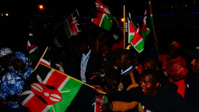 Wafuasi wa Jubilee wakisherekea