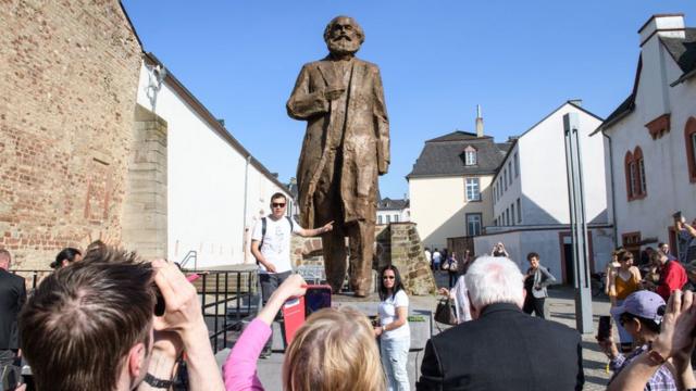 Estatua de Marx