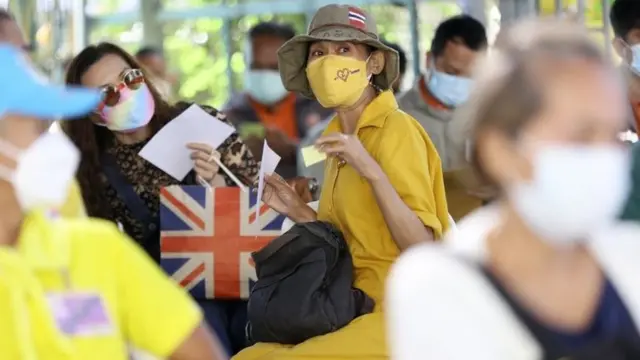 कोरोना , यात्री