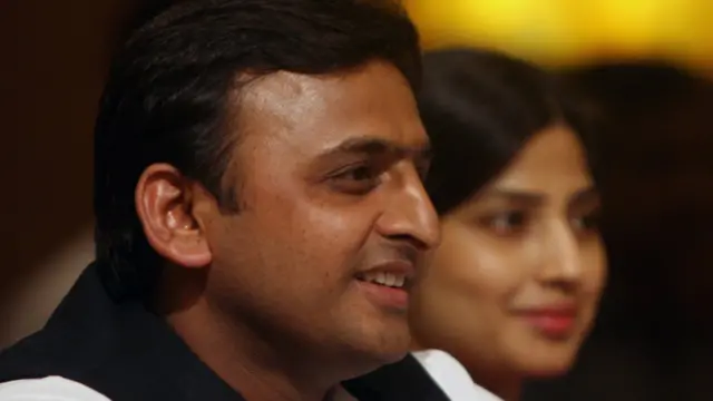 अखिलेश यादव